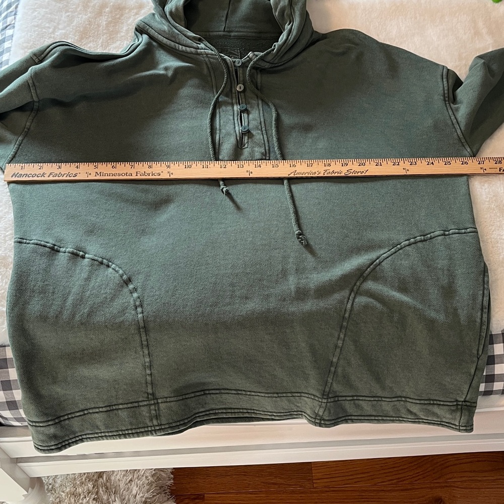 AERIE Oversized Beach Weekend Pullover Henley Hoodie in Forest Green Size Small - Picture 8 of 16